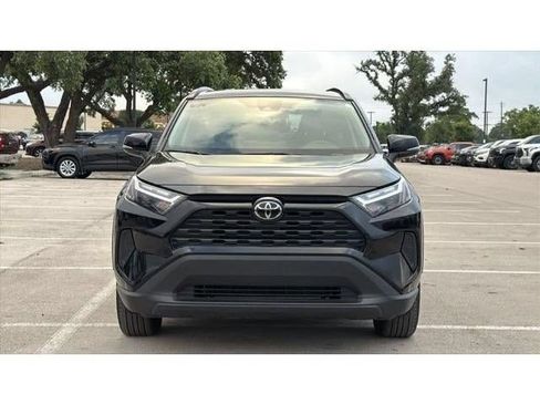 Certified 2025 Toyota RAV4 XLE FWD image 2