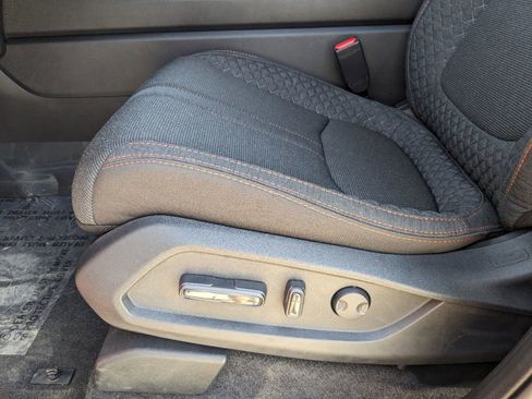 New 2025 Honda Pilot Sport image 12