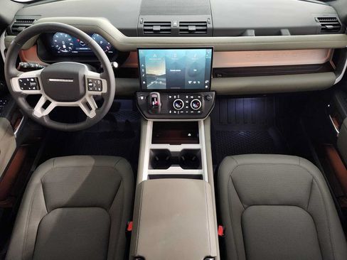 New 2026 Land Rover Defender 110 X-Dynamic SE AWD/4WD image 8