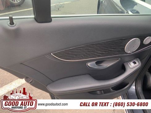 Used 2015 Mercedes-Benz C 300 4dr Sdn C 300 4MATIC image 8