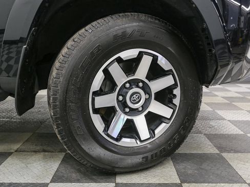 Used 2023 Toyota 4Runner TRD Off-Road Premium image 15