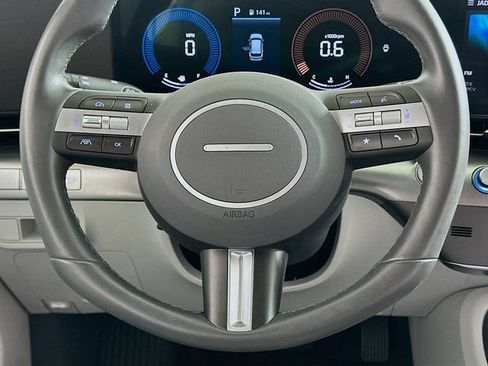 Used 2024 Hyundai Kona SEL FWD image 14