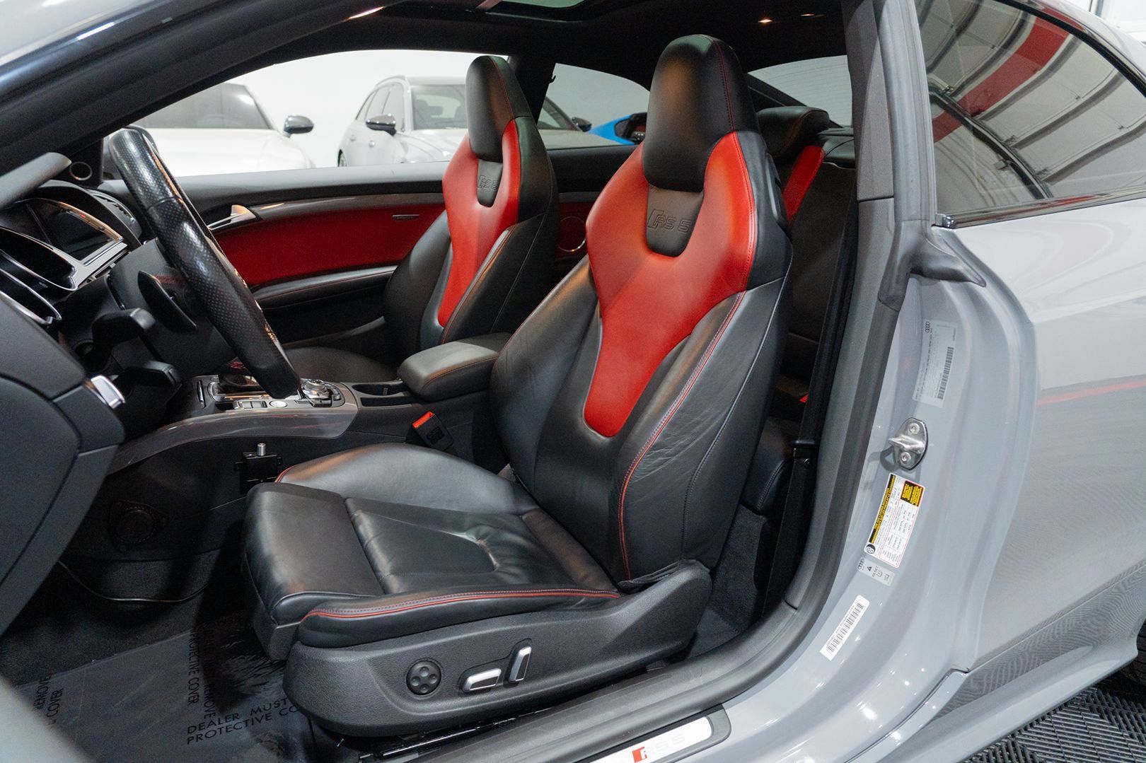 Used 2015 Audi RS 5 Coupe AWD/4WD image 24
