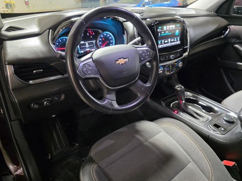 Used 2018 Chevrolet Traverse LT FWD image 25