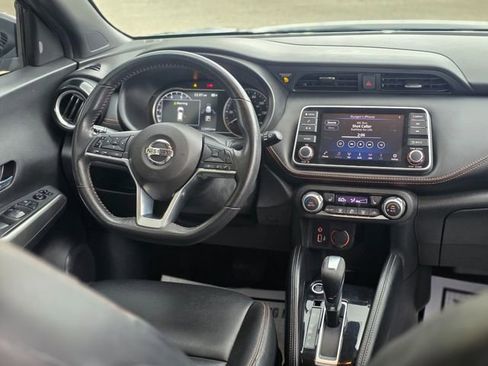 Used 2020 Nissan Kicks SR w/ SR Premium Package FWD image 26