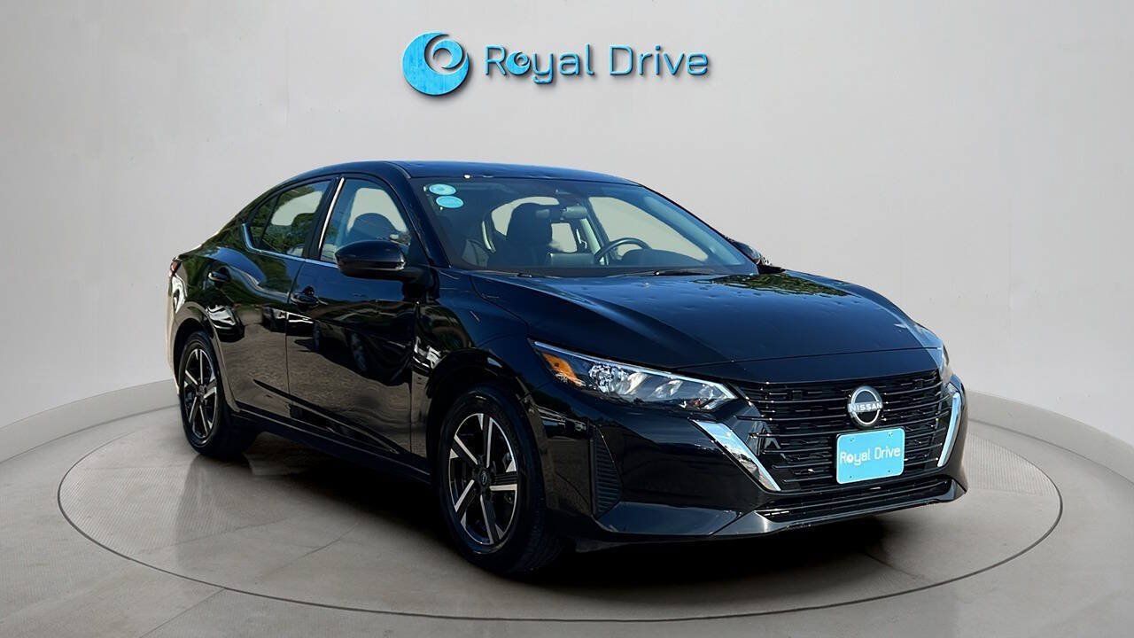 Used 2025 Nissan Sentra SV FWD image 8