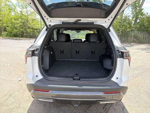 Certified 2025 Chevrolet Equinox ACTIV w/ Safety and Technology Package FWD image 15
