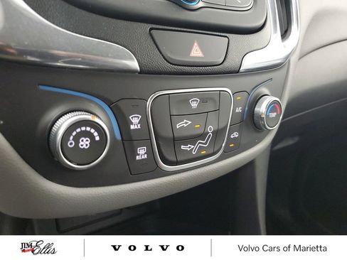 Used 2019 Chevrolet Equinox LS w/ LS Convenience Package image 31