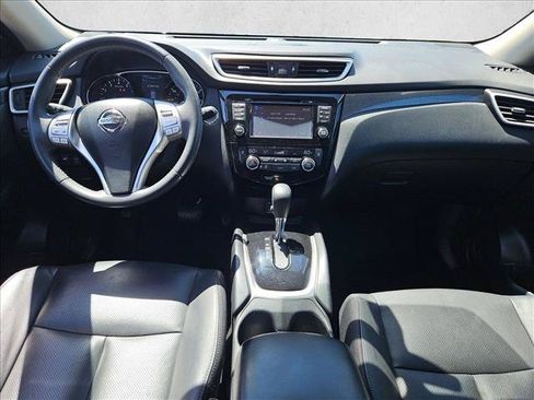 Used 2015 Nissan Rogue SL w/ SL Premium Package FWD image 24
