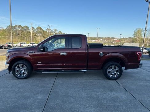 Used 2017 Ford F150 XLT w/ Equipment Group 301A Mid image 4