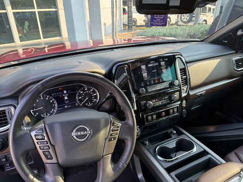 Used 2024 Nissan Titan Platinum Reserve w/ Moonroof Package AWD/4WD image 4