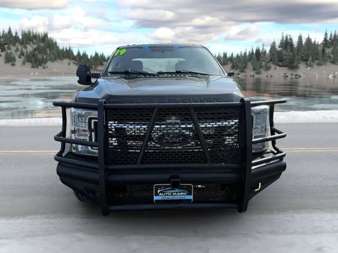Used 2019 Ford F350 XLT w/ XLT Value Package AWD/4WD image 8