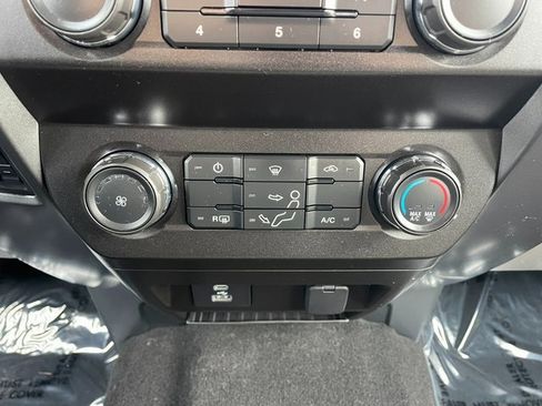 Used 2022 Ford F250 XLT w/ XLT Value Package image 22