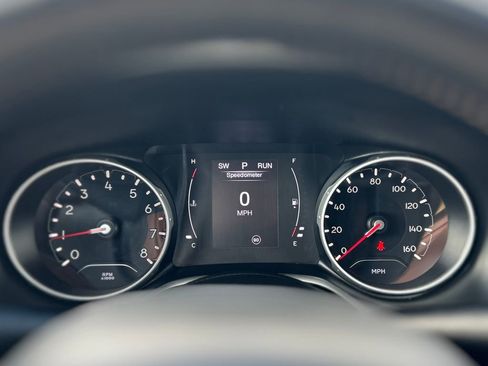 Used 2018 Jeep Compass Latitude w/ Cold Weather Group image 12