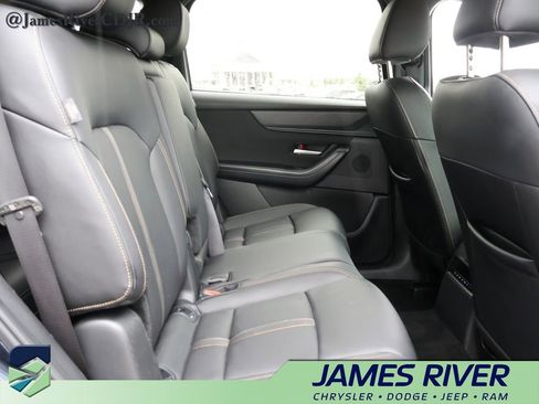Used 2025 MAZDA CX-90 3.3 Turbo w/ Select Package AWD/4WD image 12