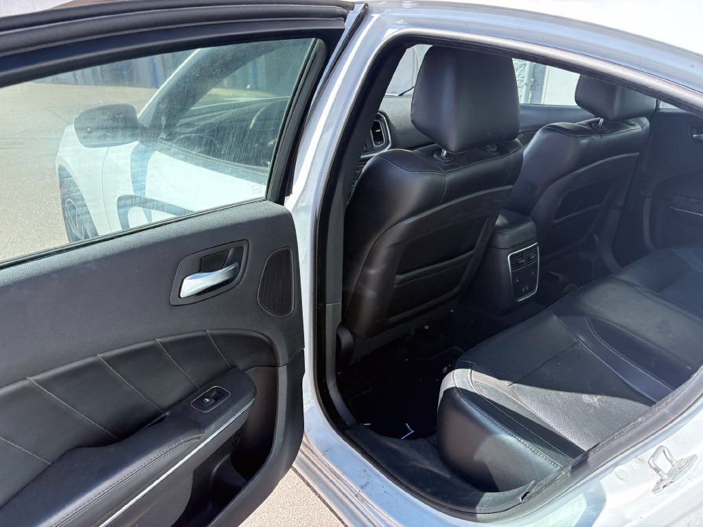 Used 2015 Dodge Charger SXT w/ AWD Premium Group image 25