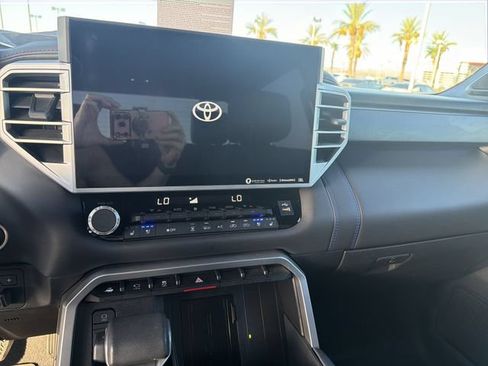 Used 2023 Toyota Tundra Platinum AWD/4WD image 19
