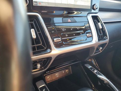 Used 2022 Kia Sorento SX Prestige w/ Rust Color Package image 23