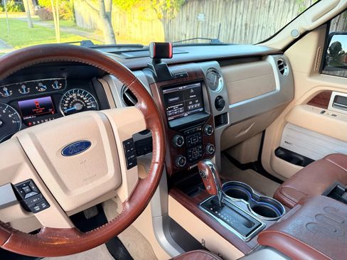 Used 2013 Ford F150 King Ranch w/ King Ranch Luxury Pkg image 10