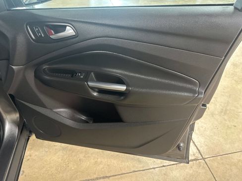Used 2014 Ford Escape Titanium image 29