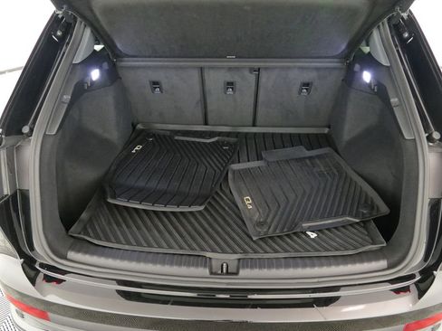 Used 2023 Audi Q4 e-tron Prestige w/ Black Optic Package AWD/4WD image 10