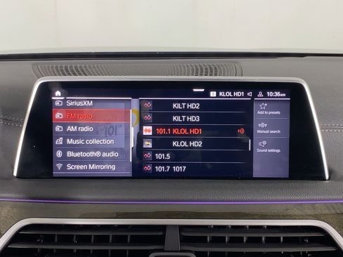 Used 2020 BMW 740i image 23