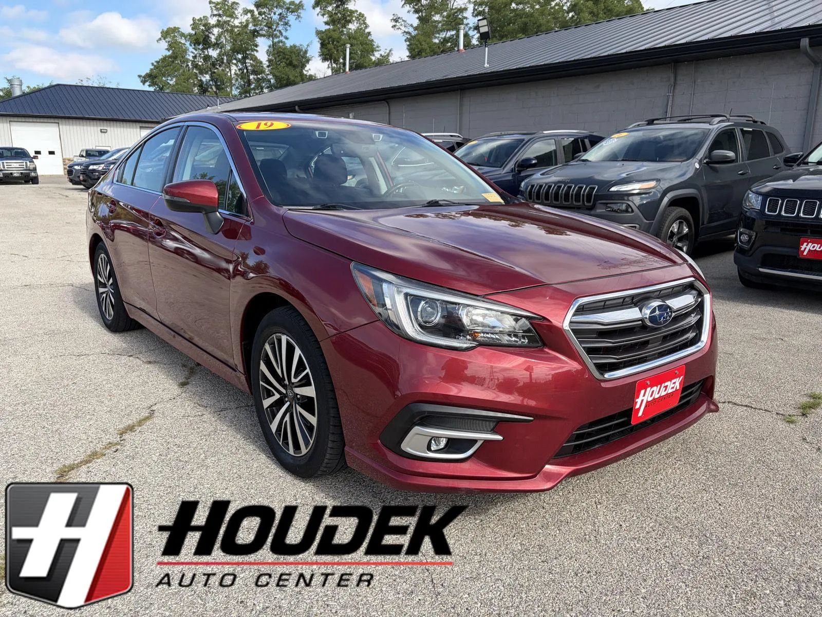 Used 2019 Subaru Legacy 2.5i Premium AWD/4WD image 1
