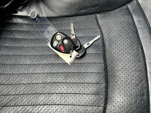 Used 2002 Chevrolet Corvette Convertible w/ Preferred Equipment Group2 image 10