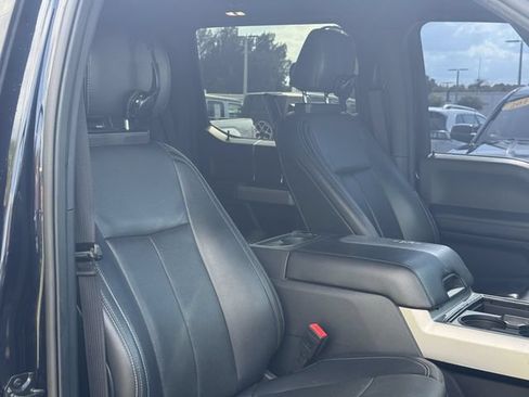 Used 2022 Ford F250 Lariat w/ Black Appearance Package AWD/4WD image 18