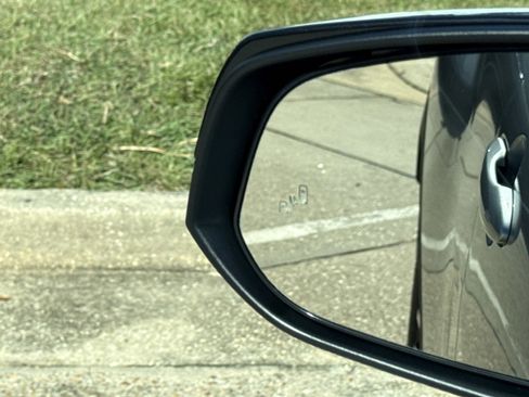 New 2026 Toyota Corolla Cross SE image 16