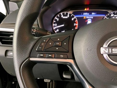Used 2025 Nissan Altima 2.5 SV FWD image 20