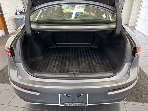 Certified 2024 Toyota Crown Platinum image 9