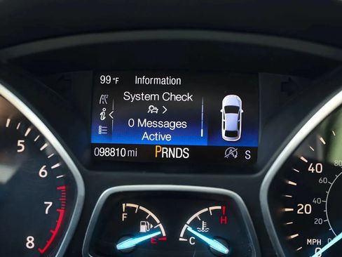 Used 2017 Ford Escape Titanium AWD/4WD image 34