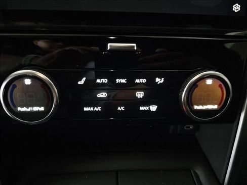 New 2025 Land Rover Discovery Dynamic SE AWD/4WD image 23