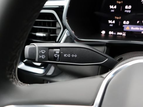 New 2026 GMC Canyon Elevation w/ Convenience Package image 16