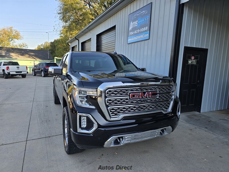 Used 2019 GMC Sierra 1500 Denali w/ Denali Ultimate Package AWD/4WD image 17