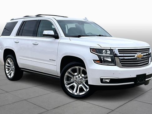Used 2020 Chevrolet Tahoe Premier w/ Premier Plus Edition image 3