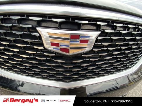 Used 2021 Cadillac XT6 Premium Luxury image 34