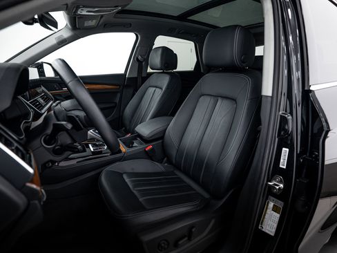 Certified 2023 Audi Q5 2.0T Premium Plus w/ Premium Plus Package image 12