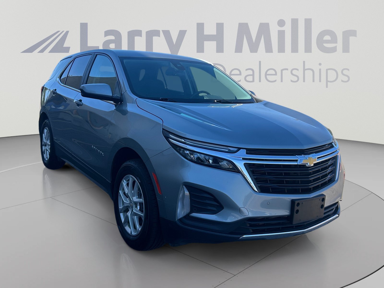 Used 2024 Chevrolet Equinox LT AWD/4WD image 8