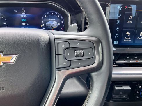 Used 2023 Chevrolet Silverado 1500 High Country w/ High Country Premium Package AWD/4WD image 25