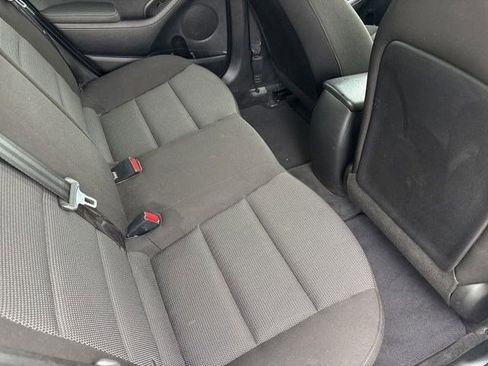 Used 2017 Kia Forte LX FWD image 28