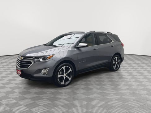 Used 2018 Chevrolet Equinox Premier image 39