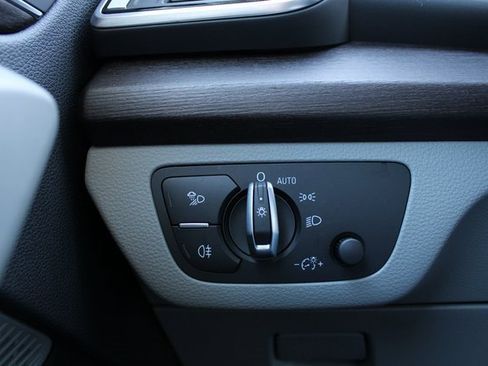 Used 2022 Audi Q5 2.0T Premium Plus w/ Premium Plus Package image 16