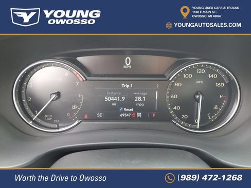 Used 2022 Cadillac XT4 Premium Luxury w/ Cold Weather Package AWD/4WD image 13