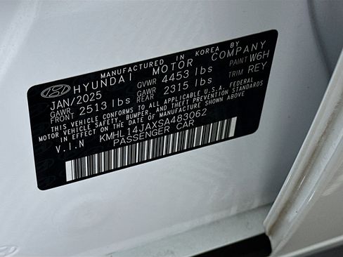 Used 2025 Hyundai Sonata SEL FWD image 12