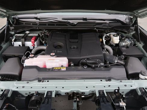 Used 2025 Toyota Tundra Limited image 42