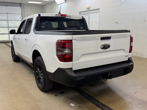 Used 2024 Ford Maverick Lariat w/ Black Appearance Package image 8