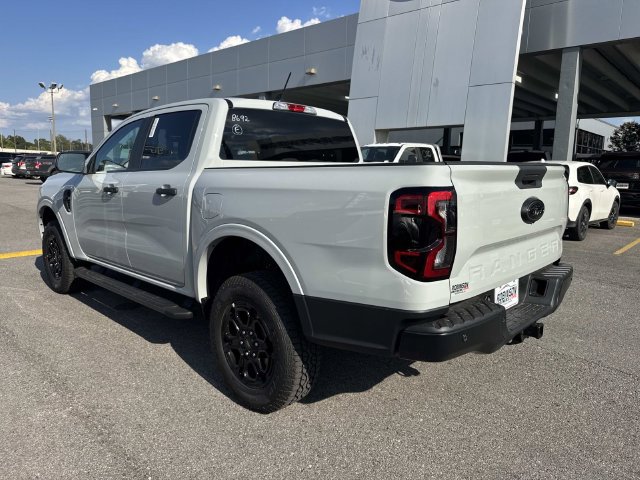 New 2026 Ford Ranger XLT w/ Black Appearance Package RWD image 7
