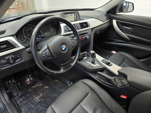 Used 2015 BMW 320i Sedan image 2